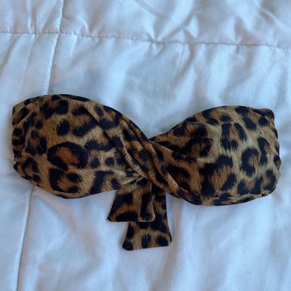 Women's Leopard Print Knot Front Bandeau Bikini Top Size